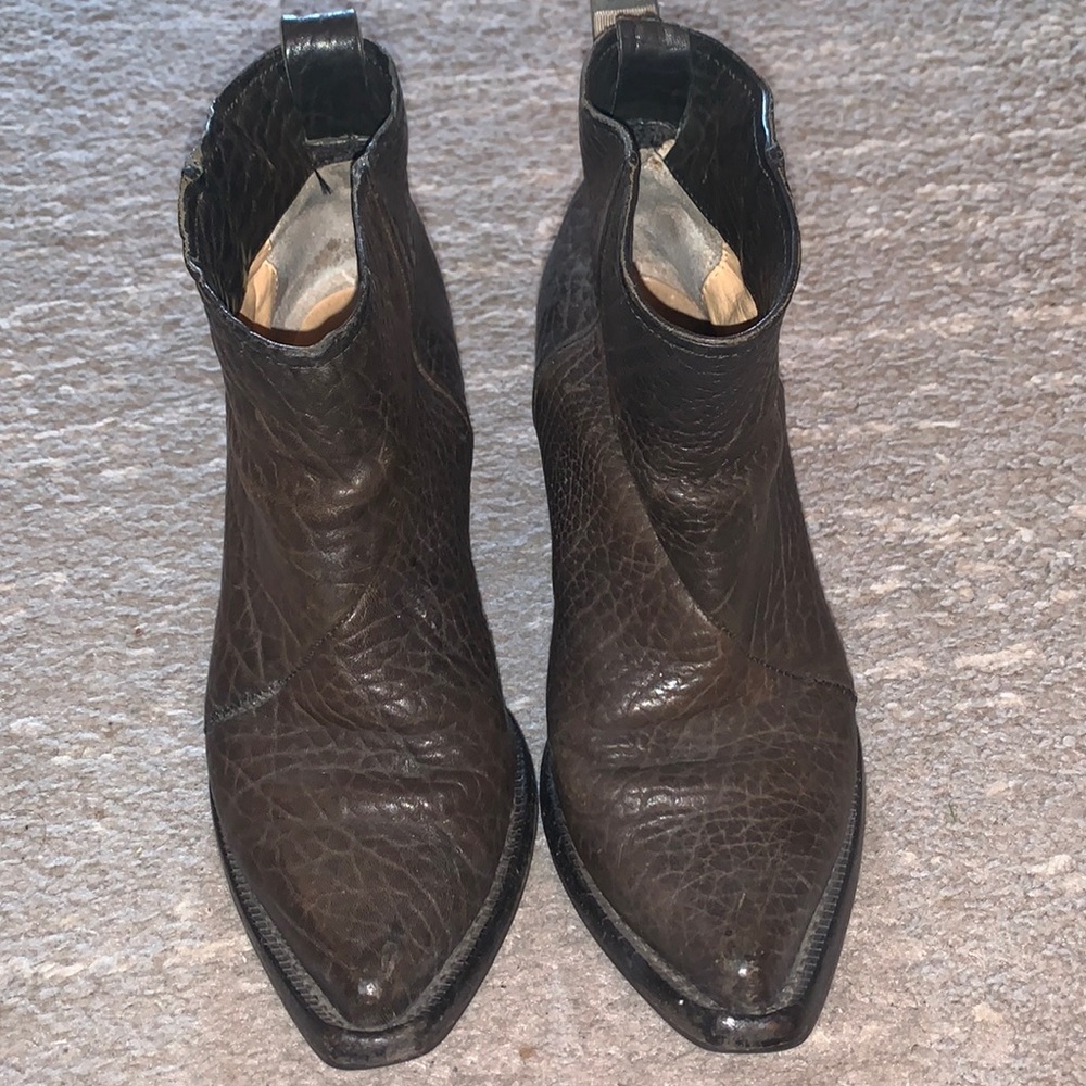 Gorgeous ACNE Half boots